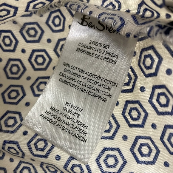 Ben Sherman “The Original” Buttoned Down Dress Shirt 4T - Picture 4 of 7